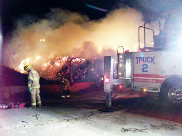 Large mulch fire in Westminster, 10-11-2007