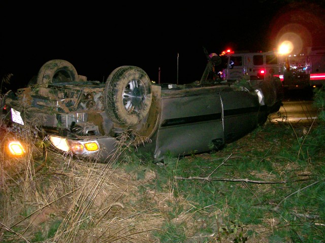 Roll-over with ejection, 12-02-2007