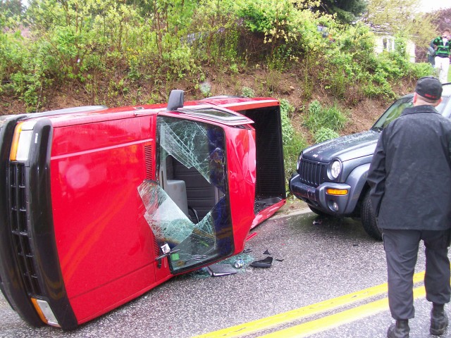 Vehicle Collision on Rte. 482, 05-04-2009