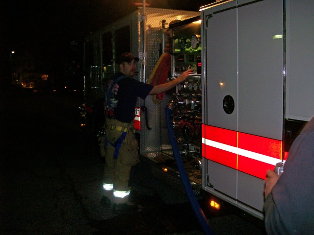 03-18-2009.  The Pump Operator in action.