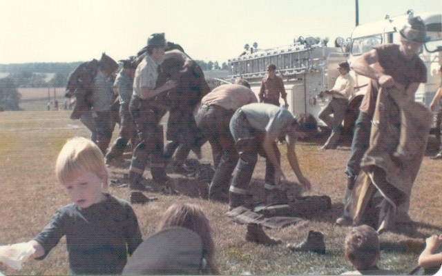 Hook up contest @ Carroll County Farm Museum. Unknown participants...