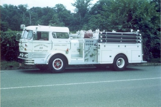 E-22 - 1967 &quot;B Model&quot; Mack 750 gallon booster tank & 750 gpm pump(pre Zemco, how can you tell? e-mail the webmaster with the answer) 